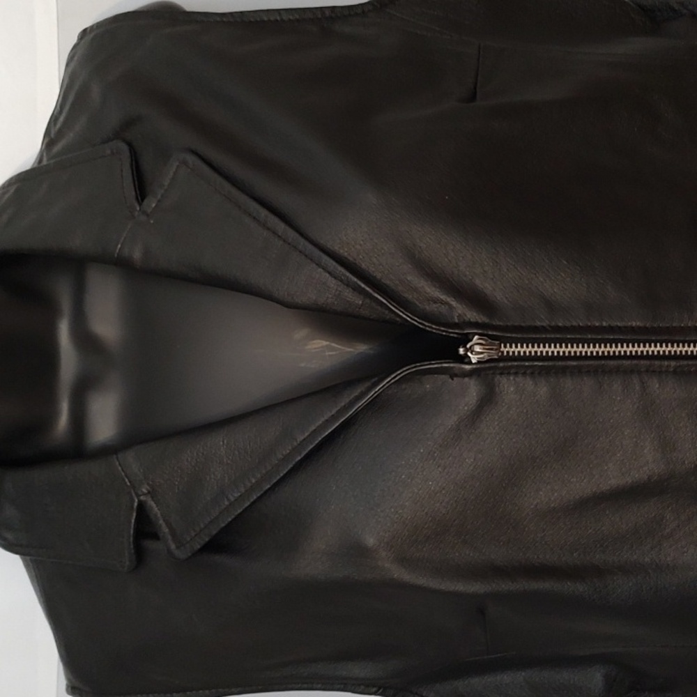 Women's black leather biker vest by 'Bikers Dream Apparel'. Size L - Picture 2 of 8